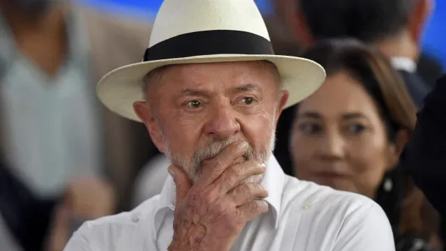 Governo Lula prevê superavit e aumento do salário mínimo em 2027