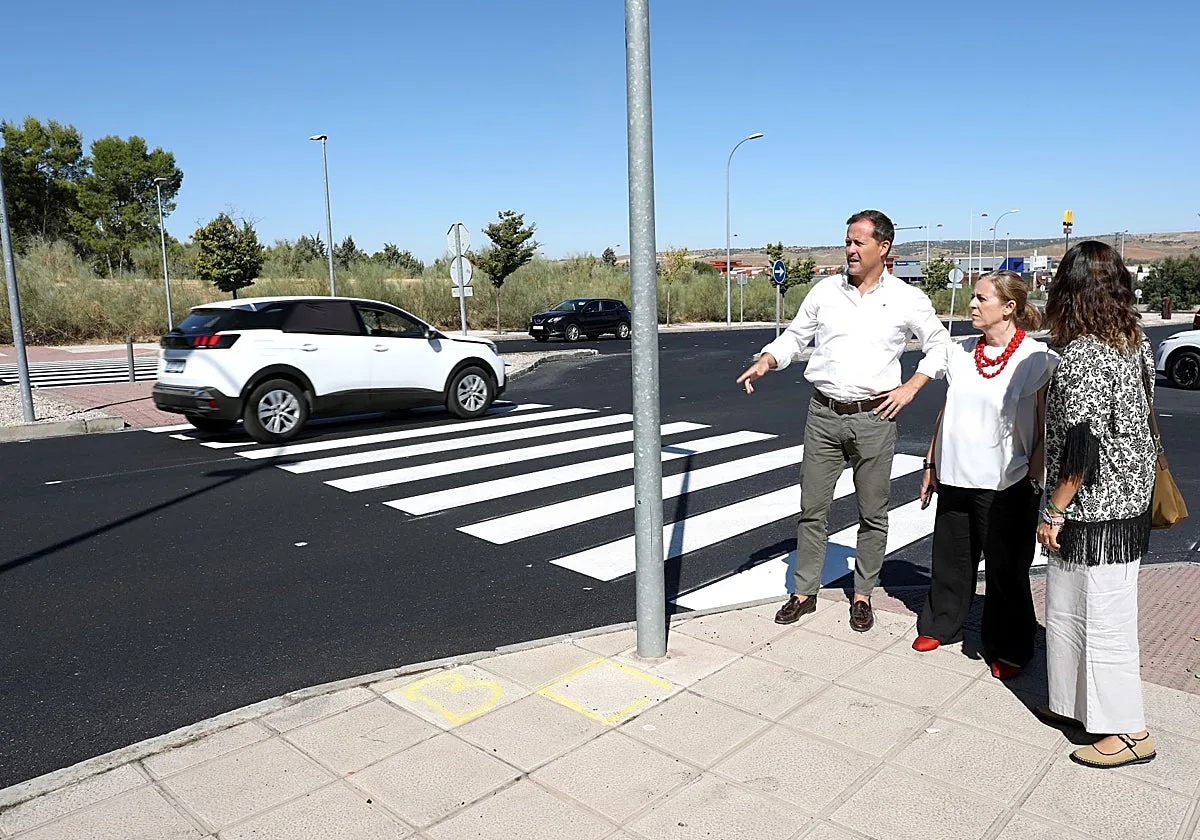 El Ayuntamiento avanza en la renovación de los firmes y pavimentos de varias calles del Polígono