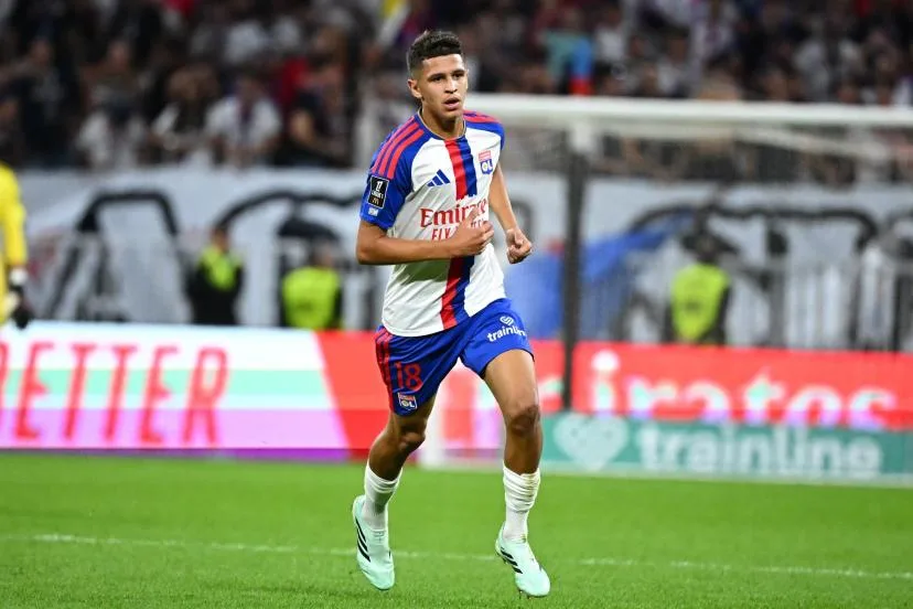 Khalis Merah à la pointe de l'attaque : la composition de l'OL contre Crystal Palace en Ligue Europa