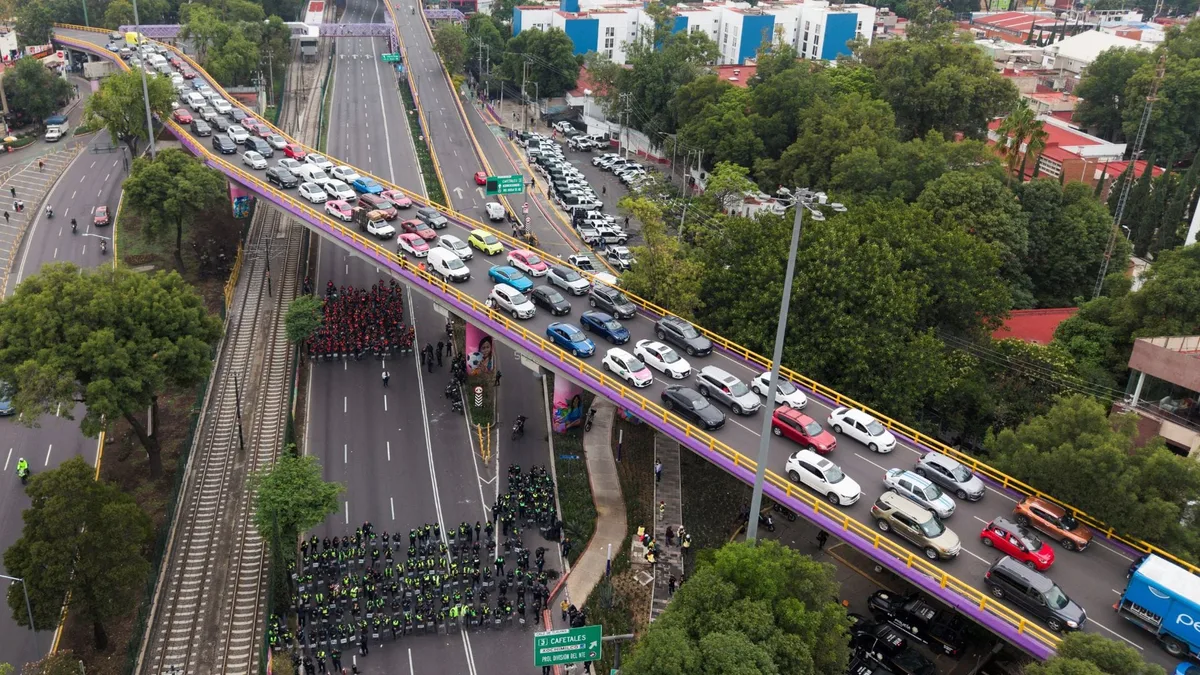 EN VIVO | Bloqueos en carreteras, accidentes y manifestaciones hoy 12 de junio: CNTE mantiene plantón en calles del Zócalo