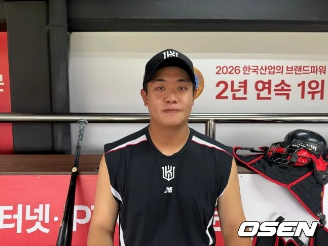 SSG 방출→KT 영입, 퓨처스 4할 맹타→1군 콜업 DH 선발 출장, "내일 SSG전에도 기용한다"