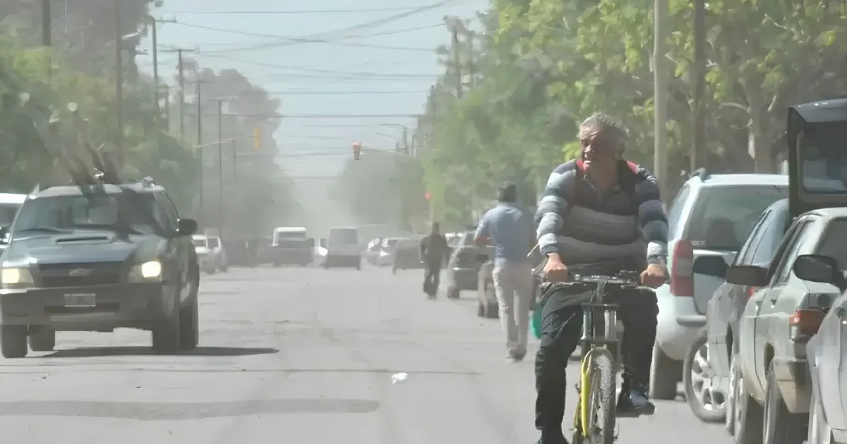 Lunes soleado y con máxima de hasta 22°C en Neuquén y Río Negro, pero con viento: qué dice el pronóstico