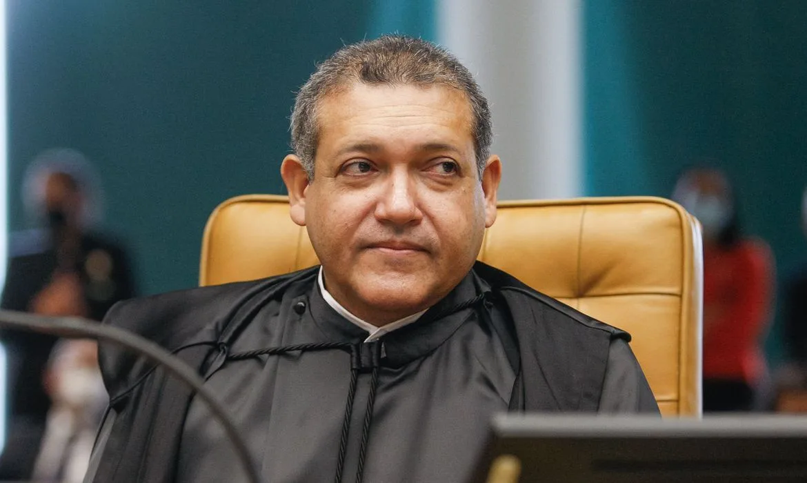 Nunes Marques confirma impedimento e não participará de julgamento sobre Moraes