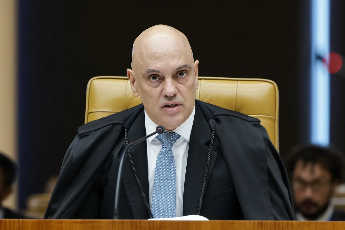 Alexandre de Moraes defende mudança radical em sistema eleitoral: "Faliu"