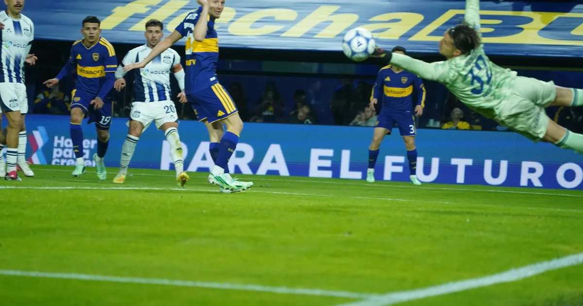Extraordinario Flores: de la jugada a lo Gareth Bale al golazo para la remontada de Boca