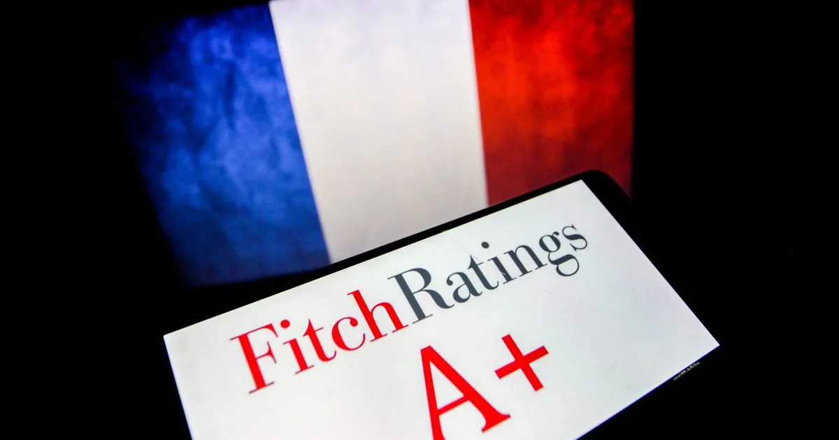« Une économie vaste, diversifiée et à haut revenu » : pourquoi Fitch a maintenu la note de la France à A +