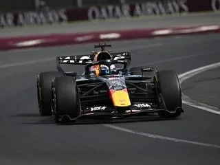 F1. Après sa victoire en Malaisie, Max Verstappen décroche la pole position pour la course sprint du GP de Singapour