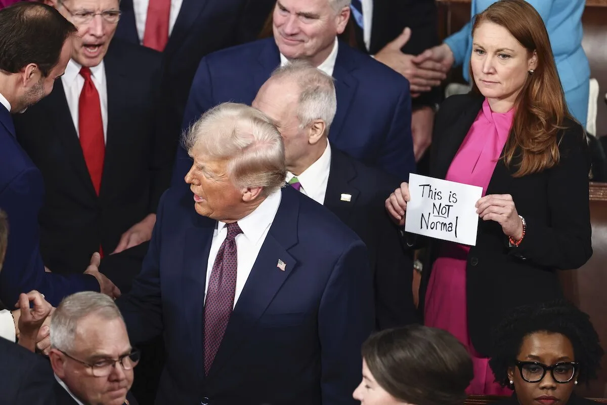 Congresso aprovou, Trump contrariou, Rússia gostou