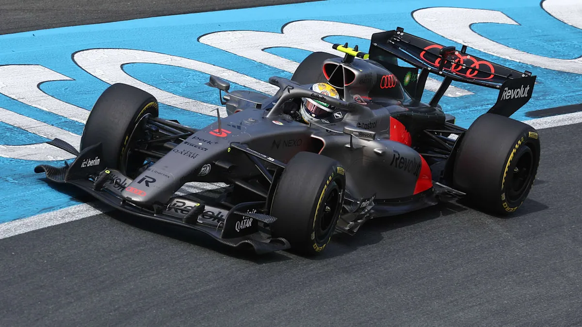 „Heult wieder rum“ - Verstappen beschimpft Gegner über Funk