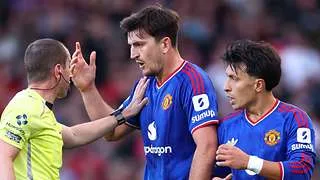 Lisandro Martínez estalla tras la caída ante el Atlético y señala a la directiva del Manchester United