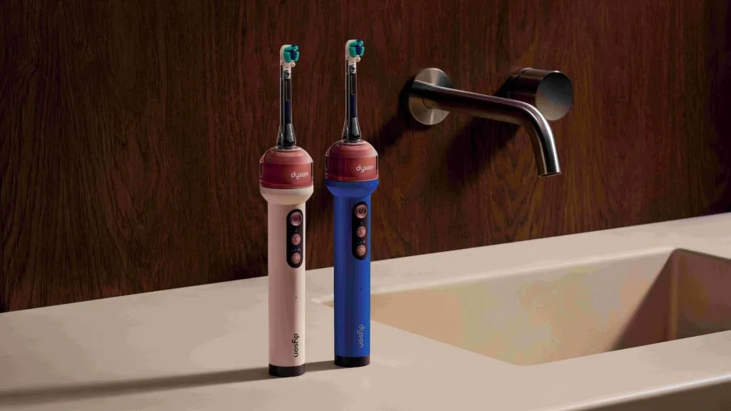 Dyson lanza un cepillo de dientes con IA que pone una cámara en tu boca
