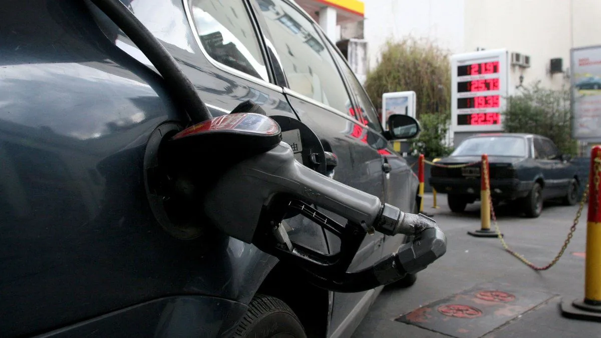 Naftas y gasoil suben hasta 5% y pone en jaque el "buffer"