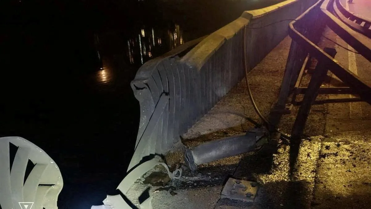 Russian attacks kill six in Ukraine, damage Kyiv's Northern Bridge