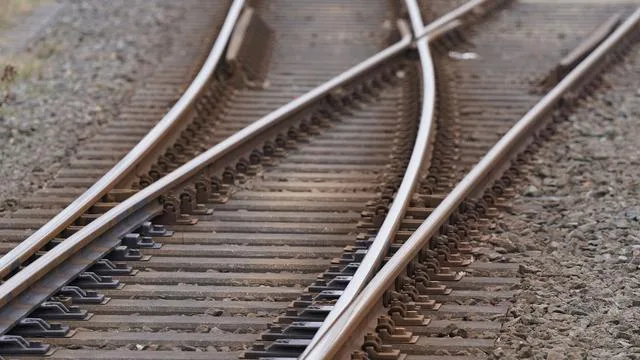 Bahnprobleme: RE 7, RE 70 und RE 6: Bahnverkehr gestört