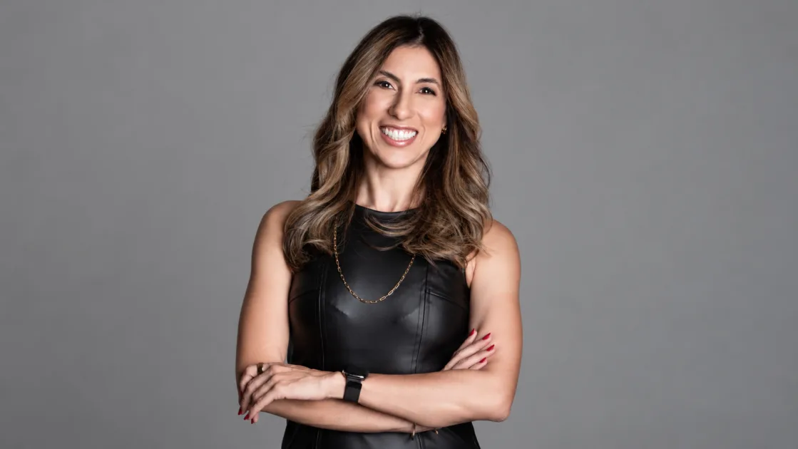 IT Forum Mulheres: Marketing, Operações, IA e Vendas: as viradas na carreira e a coragem de aprender de Marcelle Paiva