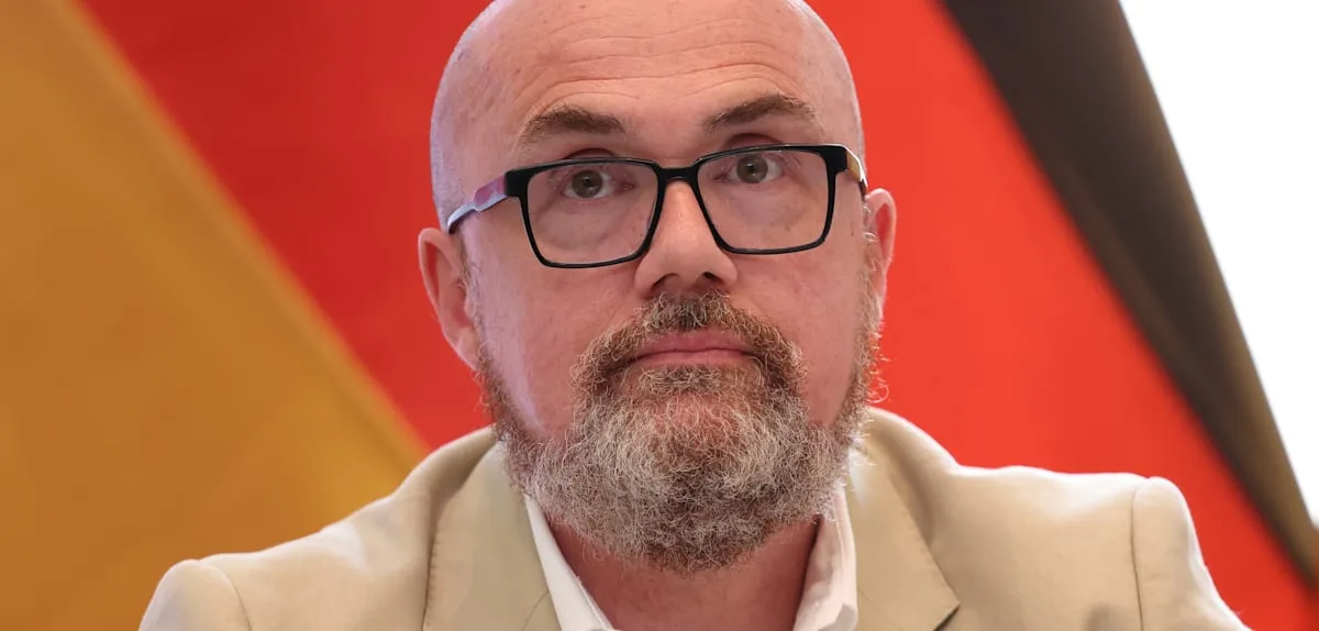 „… nachdem die Macht errungen wurde“