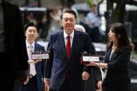 Coreia do Norte revisa regras do partido e amplia poder de Kim Jong Un