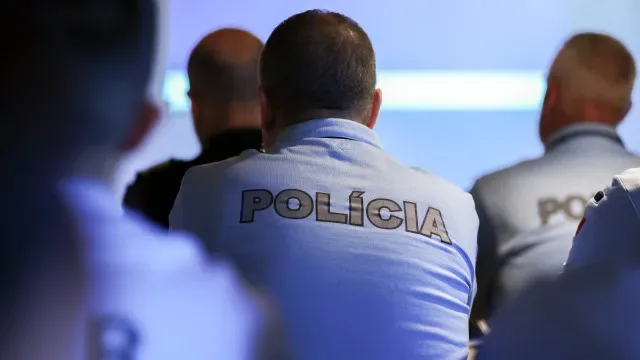 Negociar? Sindicato dos chefes da PSP alerta para desmotivação