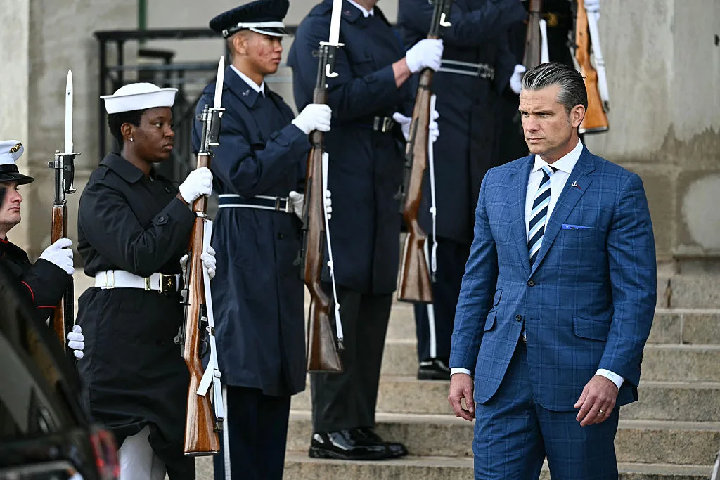 Republican Senator Calls On Trump to Replace Defense Secretary Pete Hegseth