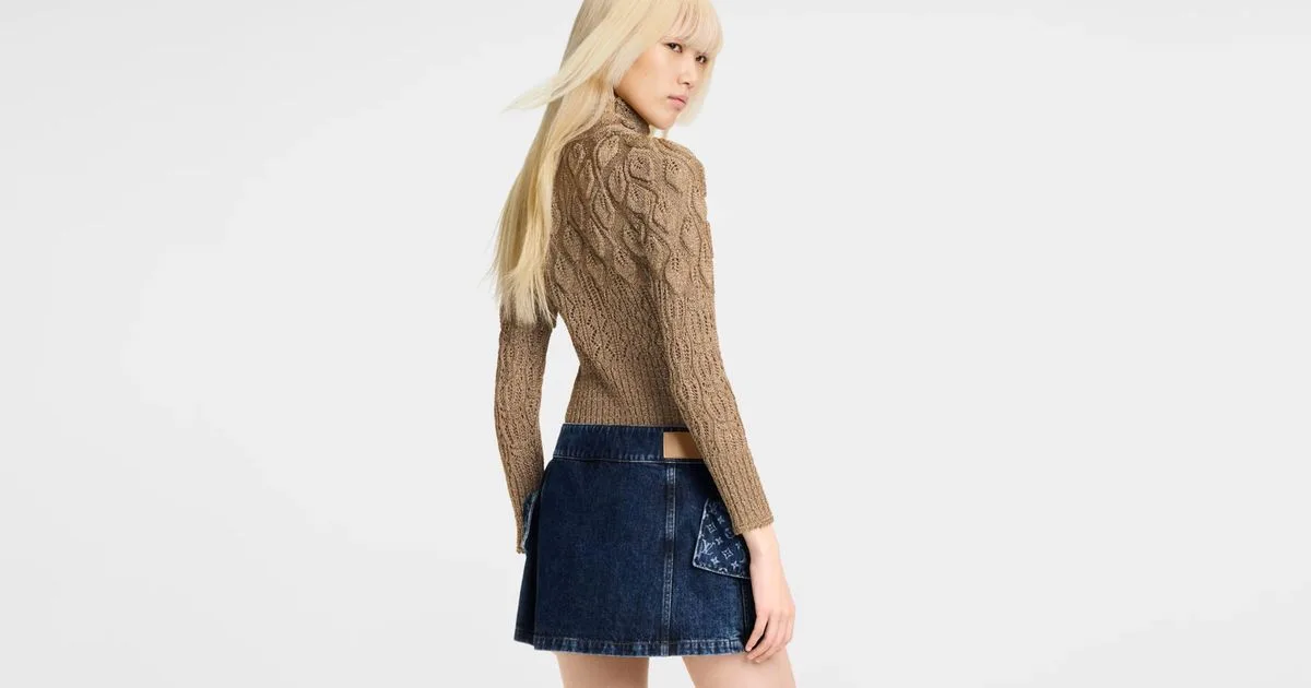 Jupe, veste, ballerines, casquette ou jean : cinq façons de porter le denim autrement cette saison