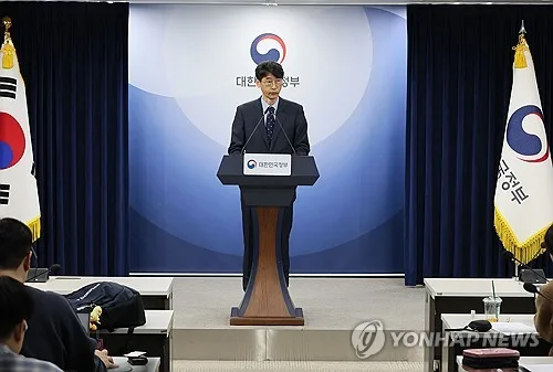 [속보] LG·SKT·업스테이지 독파모 최종 진출…모티프 탈락