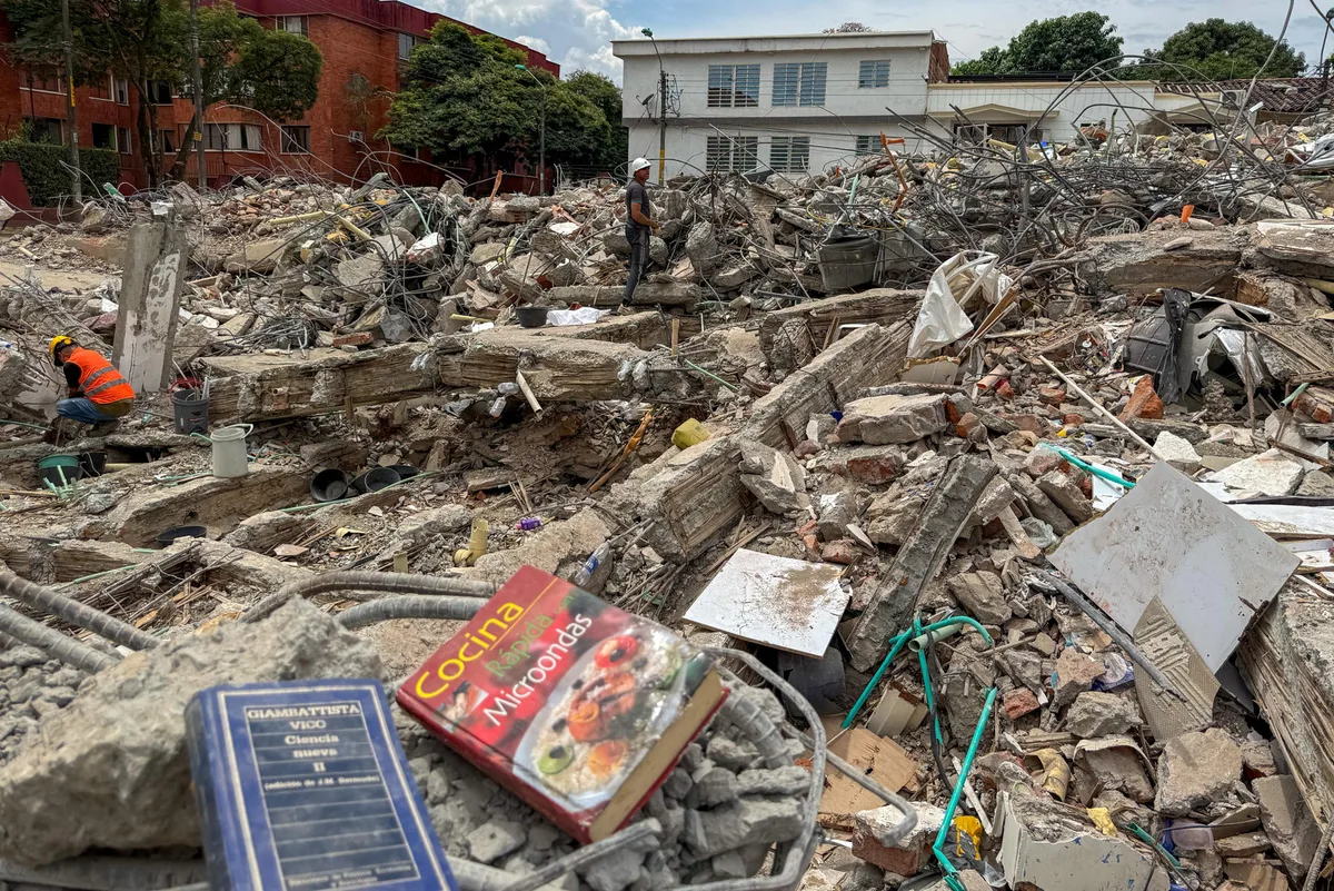 Autoridades elevaron a 331 la cifra de muertos en Colombia tras cumplirse dos semanas del terremoto