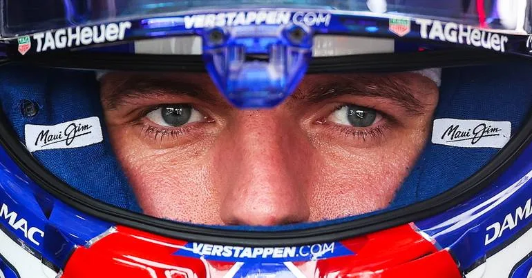 Verstappen com pole position no GP de F1 de Singapura