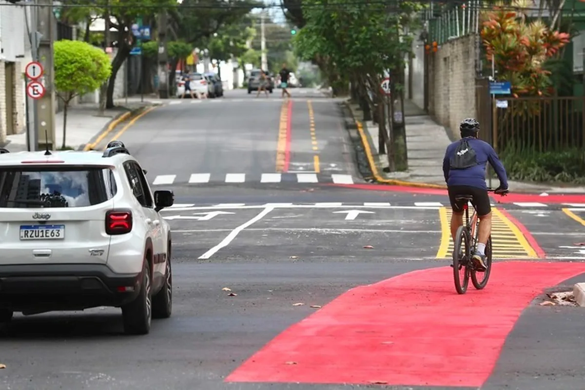Projeto no Recife troca caminhadas e pedaladas por cupons para transporte por app, descontos e recompensas