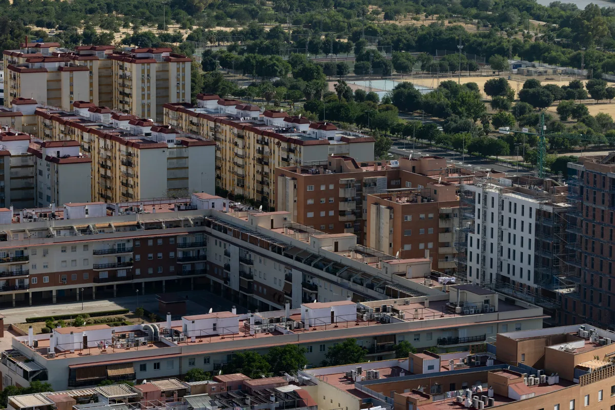 La firma de hipotecas repunta en junio y acaba el primer semestre con la cifra más elevada en 16 años