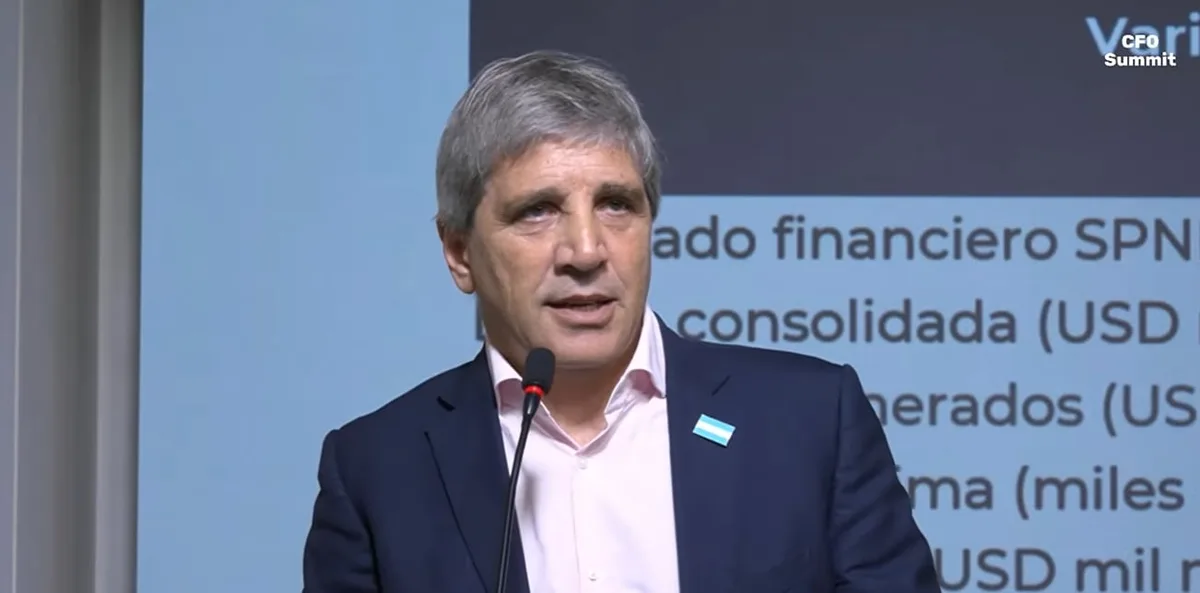 La nueva estrategia del Gobierno para cumplir con el Programa Financiero 2027 pese a la suba del riesgo país
