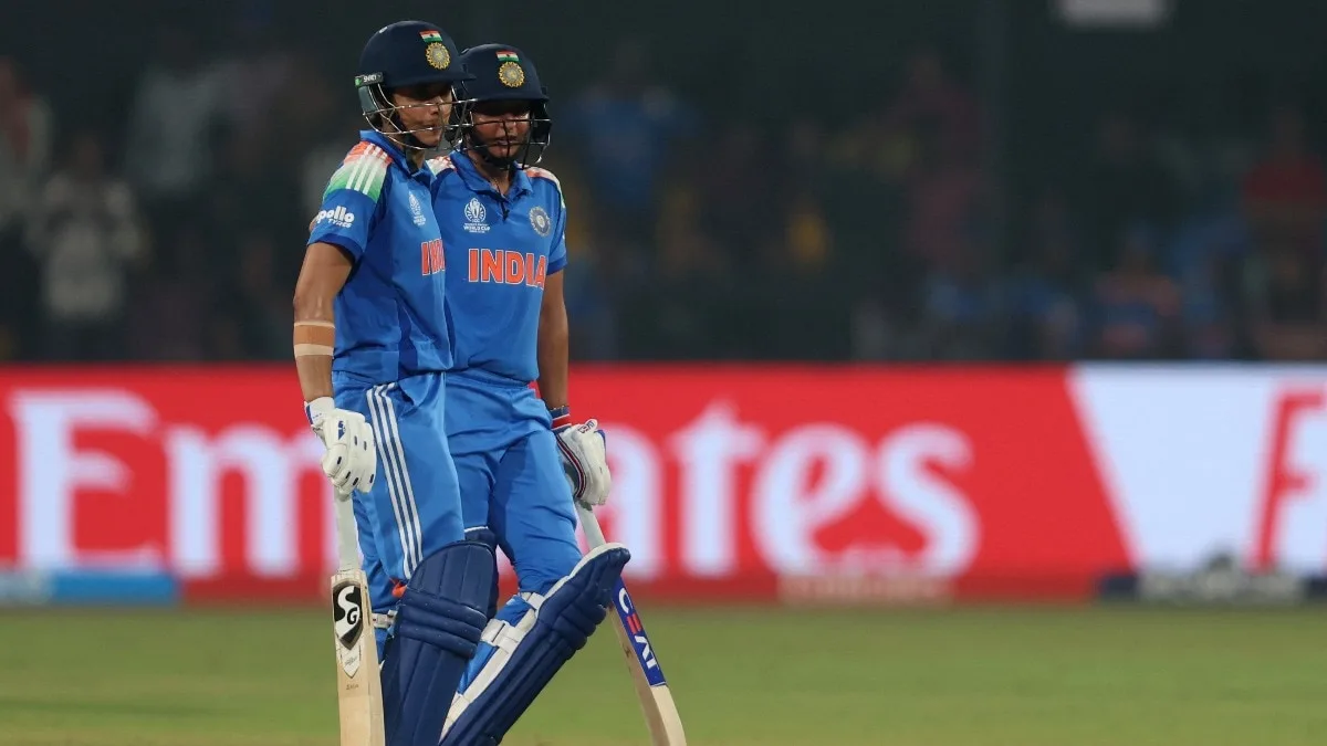Dhoni guided captain Kohli. BCCI wants Harmanpreet to do same for Mandhana