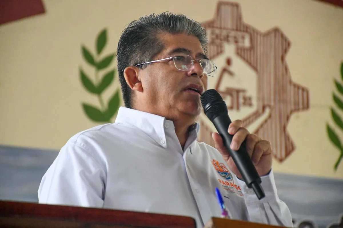 Huachicol, drogas y armas: Estos son los 6 delitos por los que investigan al alcalde de Paraíso, Tabasco