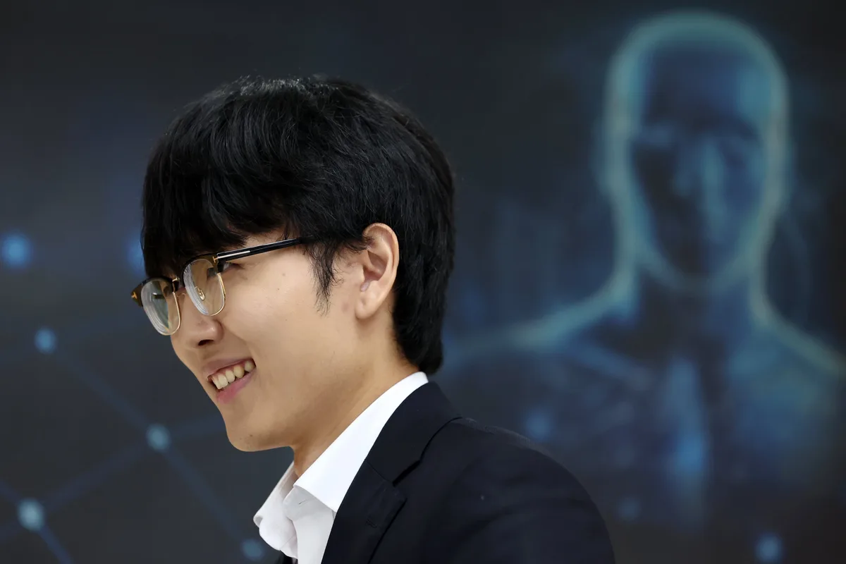바둑 신진서, 변상일 꺾고 란커배 제패…2년 만에 정상 탈환
