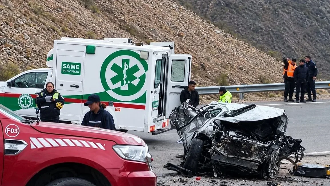 Qué se sabe de la familia que iba en una camioneta que cayó 80 metros por un barranco en Jujuy