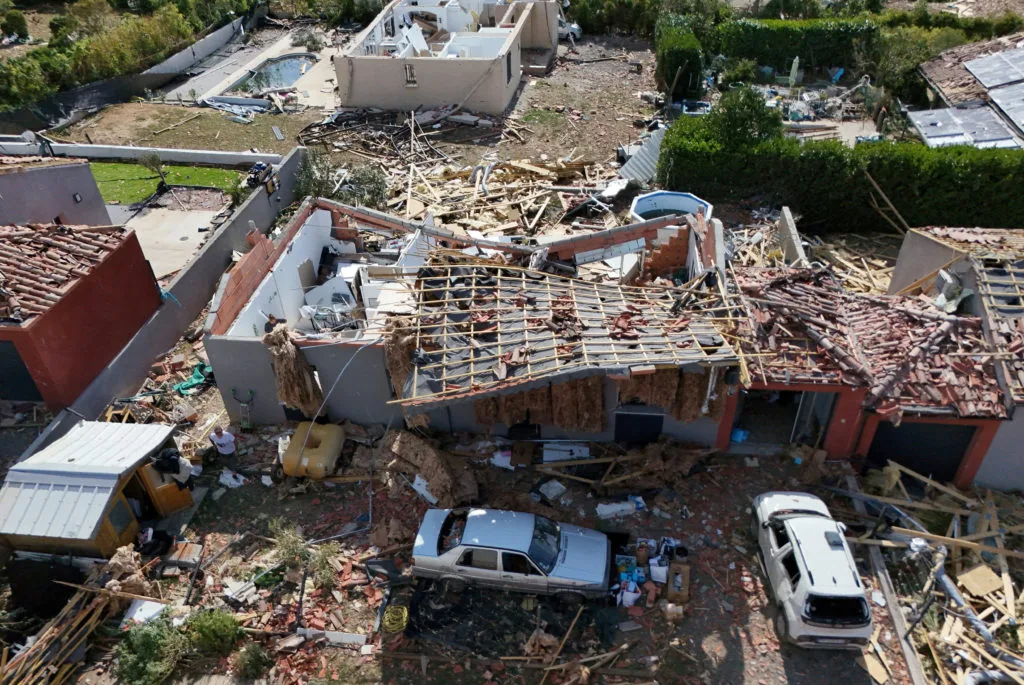 A tornado tears through a village in southern France, wrecking 300 homes