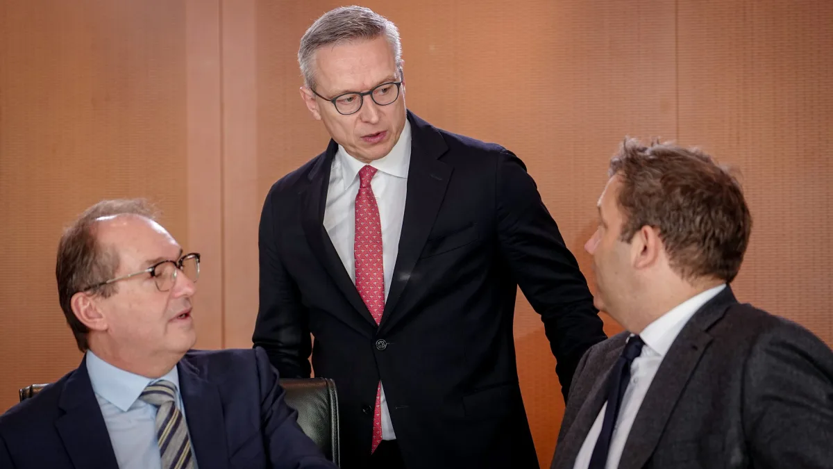 wildberger-Vorstoss: Kommt jetzt auch noch eine neue KI-Steuer?