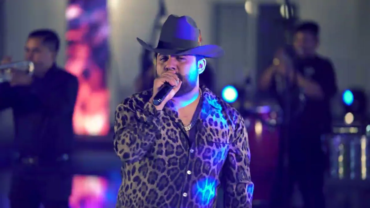 Luis R. Conríquez cancela presentación programada en Saltillo