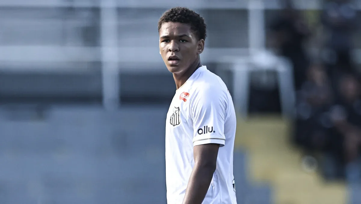 Joia do Santos marca três gols e chama atenção por velocidade no Paulista sub-17