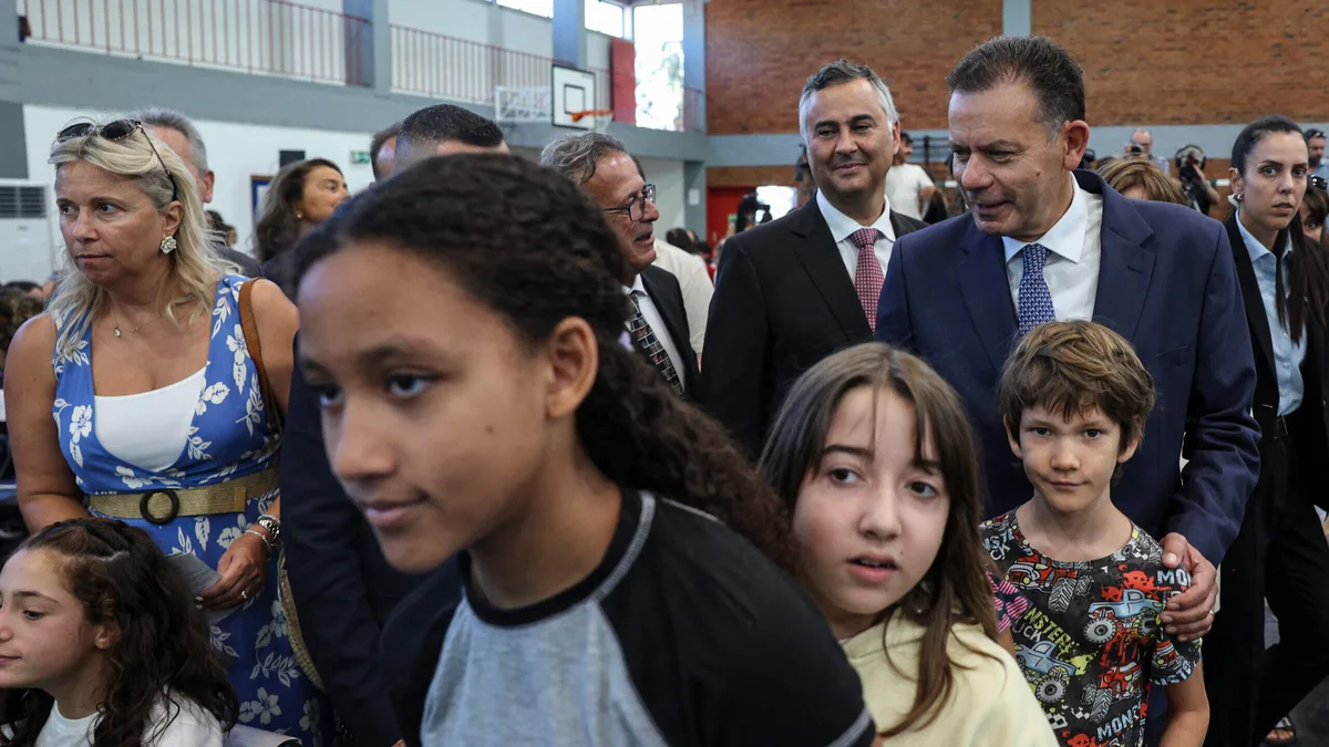 Pais processam Ministério da Educação por falta de vaga na escola pública