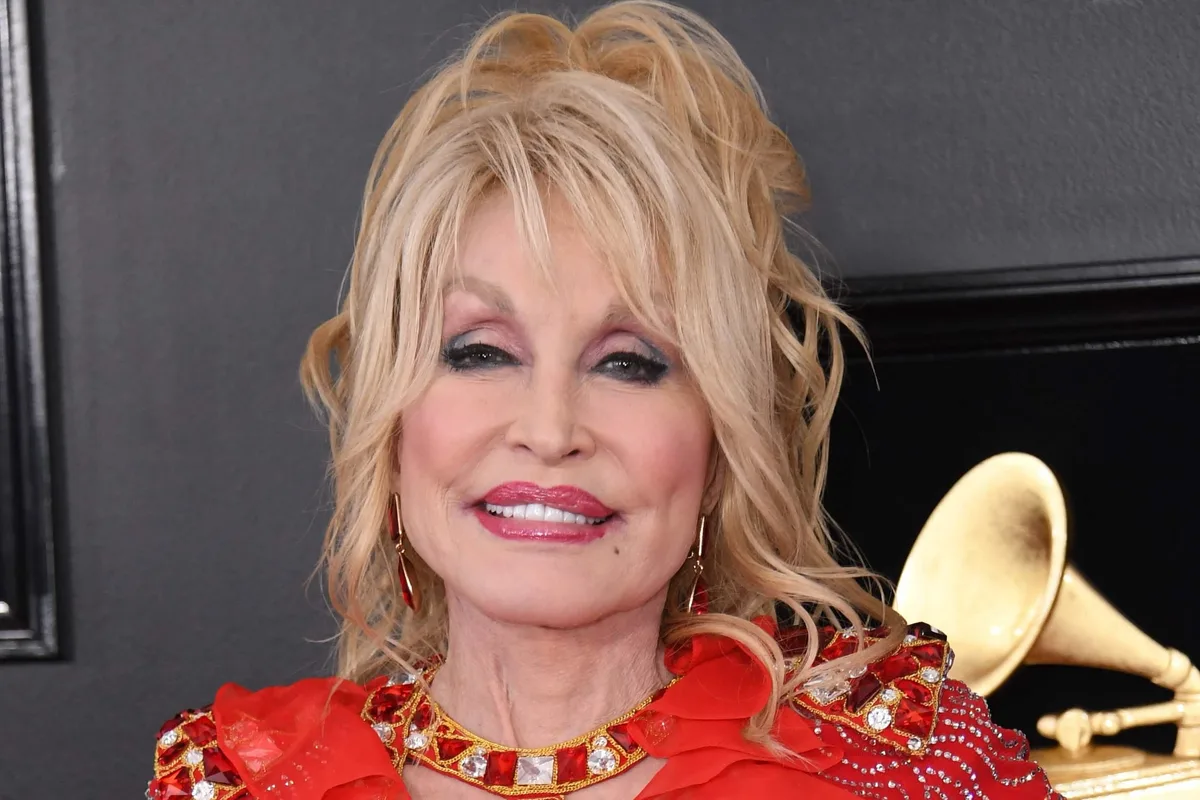El último gesto solidario de Dolly Parton: la revelación que hizo la hermana de la cantante