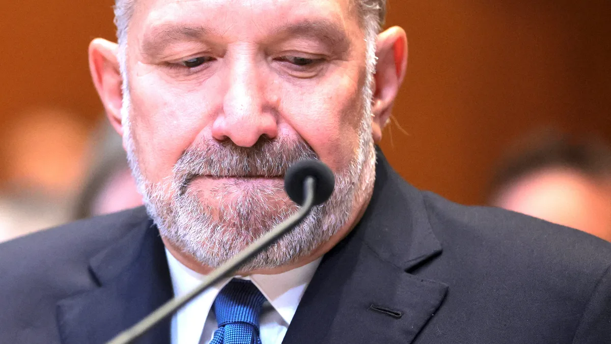 Trump Bootlicker Forced Into Humiliating Apology for War Dead Insult