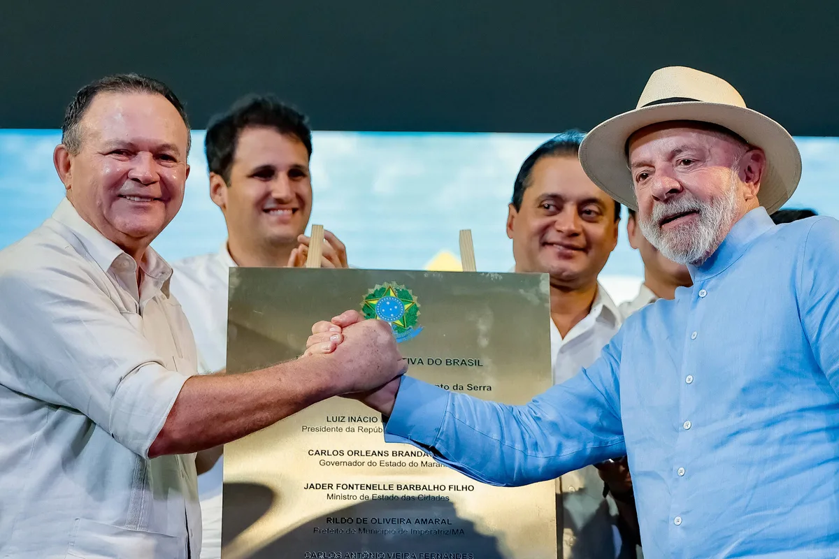 Governador do Maranhão critica Dino e diz que não saiu candidato para não 'entregar cargo ao adversário'
