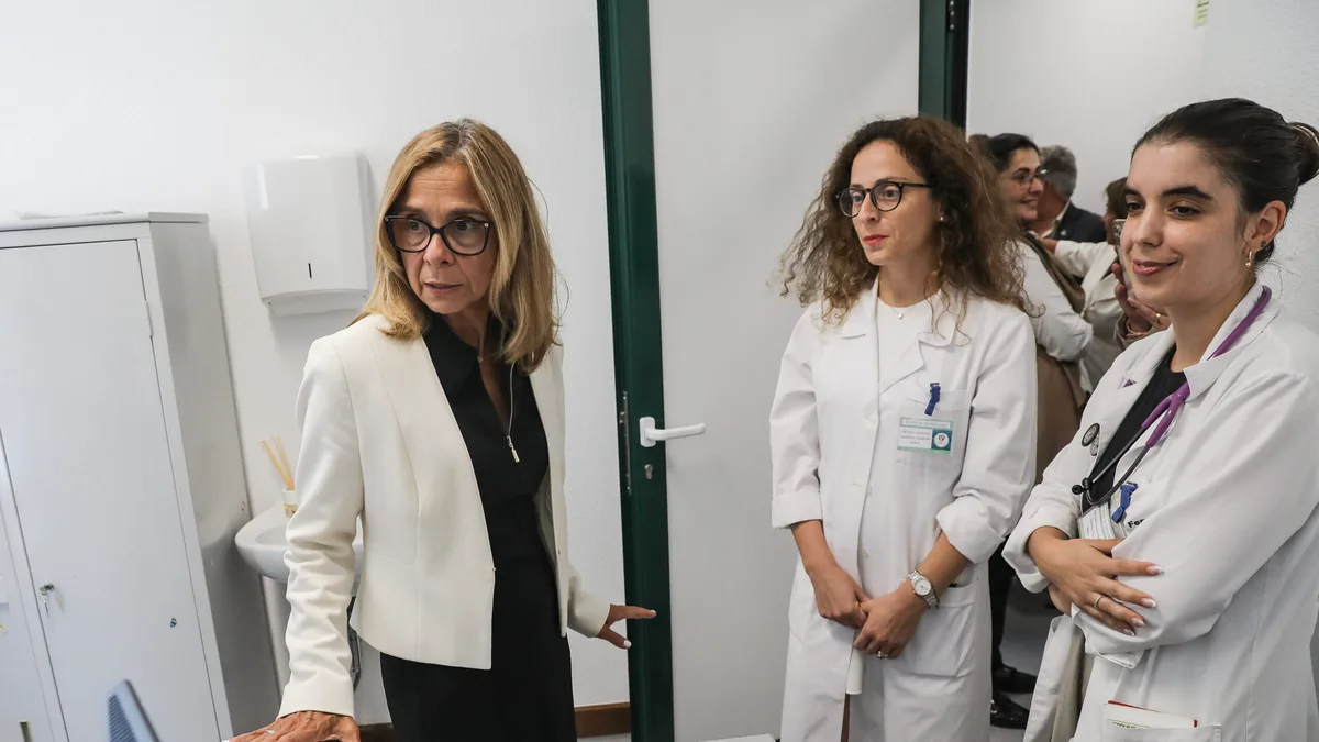 Ministra admite “grande pressão” nas urgências de Lisboa e Vale do Tejo nas próximas semanas