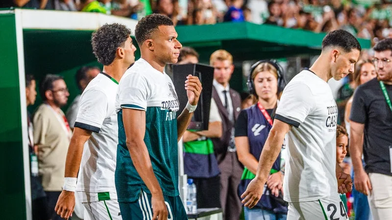 Mbappé à nouveau ciblé par l'extrême droite française après la polémique autour de Ceuta