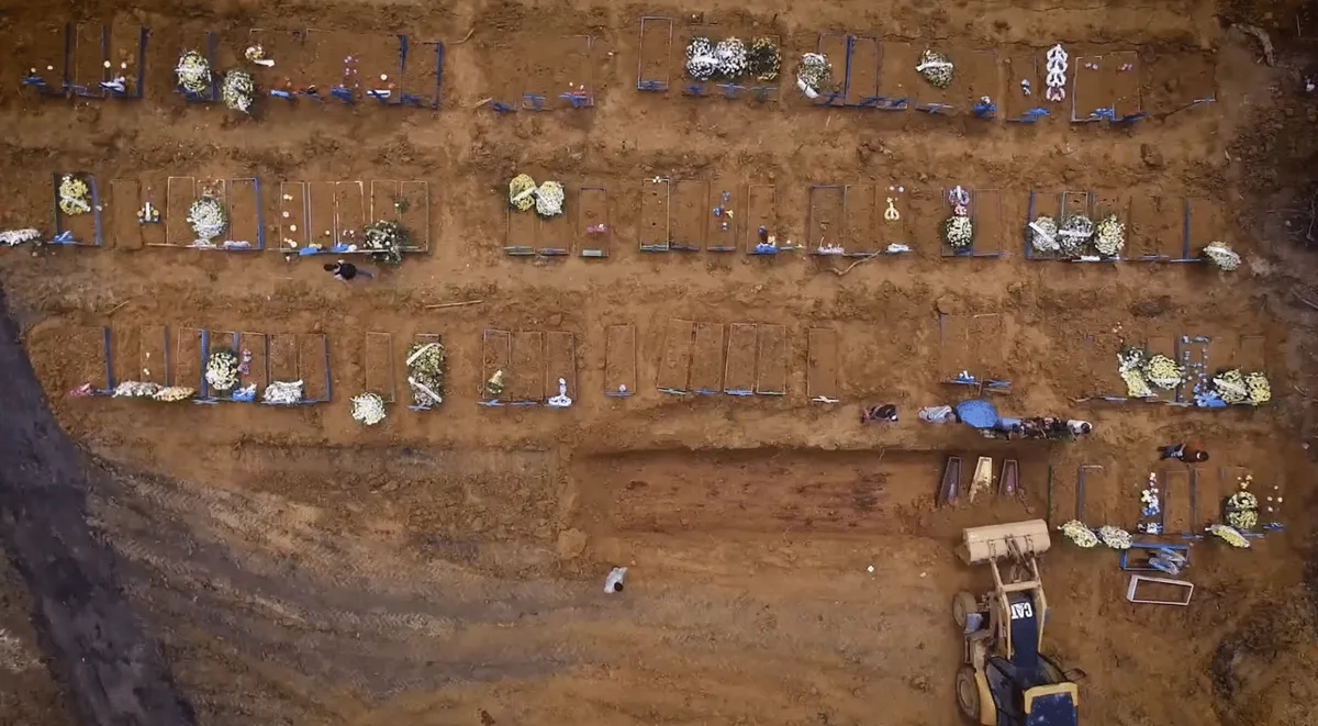 Fórum exibe “Anatomia do Caos”, documentário sobre a CPI da Covid e a gestão Bolsonaro na pandemia