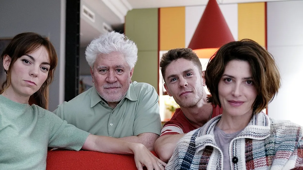 "Natal Amargo" chega aos cinemas: Almodóvar está de volta com autoficção, pela última vez?