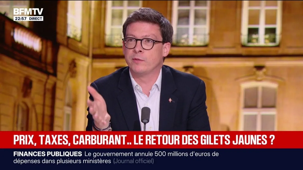 Aides sur les prix des carburants: "Il faut revoir tout de suite le barème kilométrique", assure Pierre-Henri Dumont, porte-parole "Les Républicains"