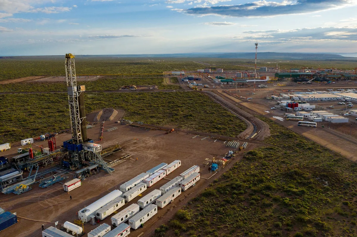 Vaca Muerta: el Gobierno le aprobó un RIGI de USD 6.400 millones a la petrolera de Paolo Rocca