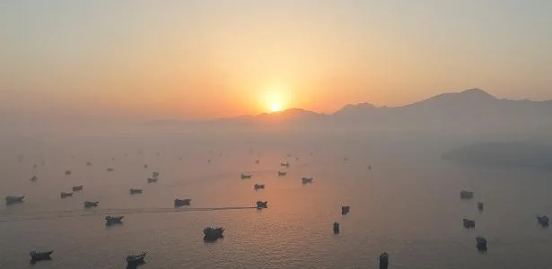 Trump diz que Estreito de Hormuz será 'novo território' dos EUA