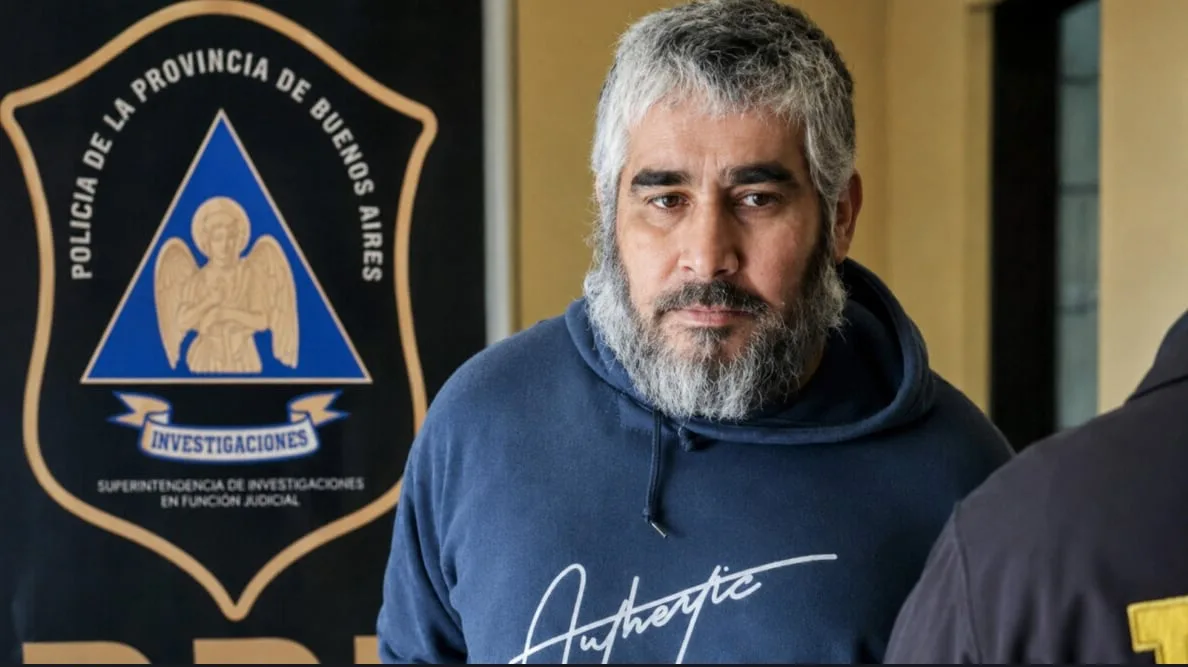 El acusado de abusar de su hijastra y dejarla embarazada hizo dos particulares pedidos desde la cárcel